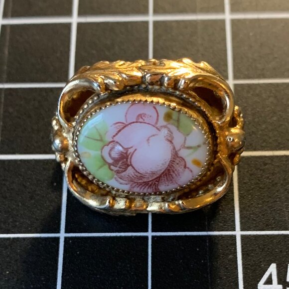 Tiny Rose Brooch - Picture 1 of 2